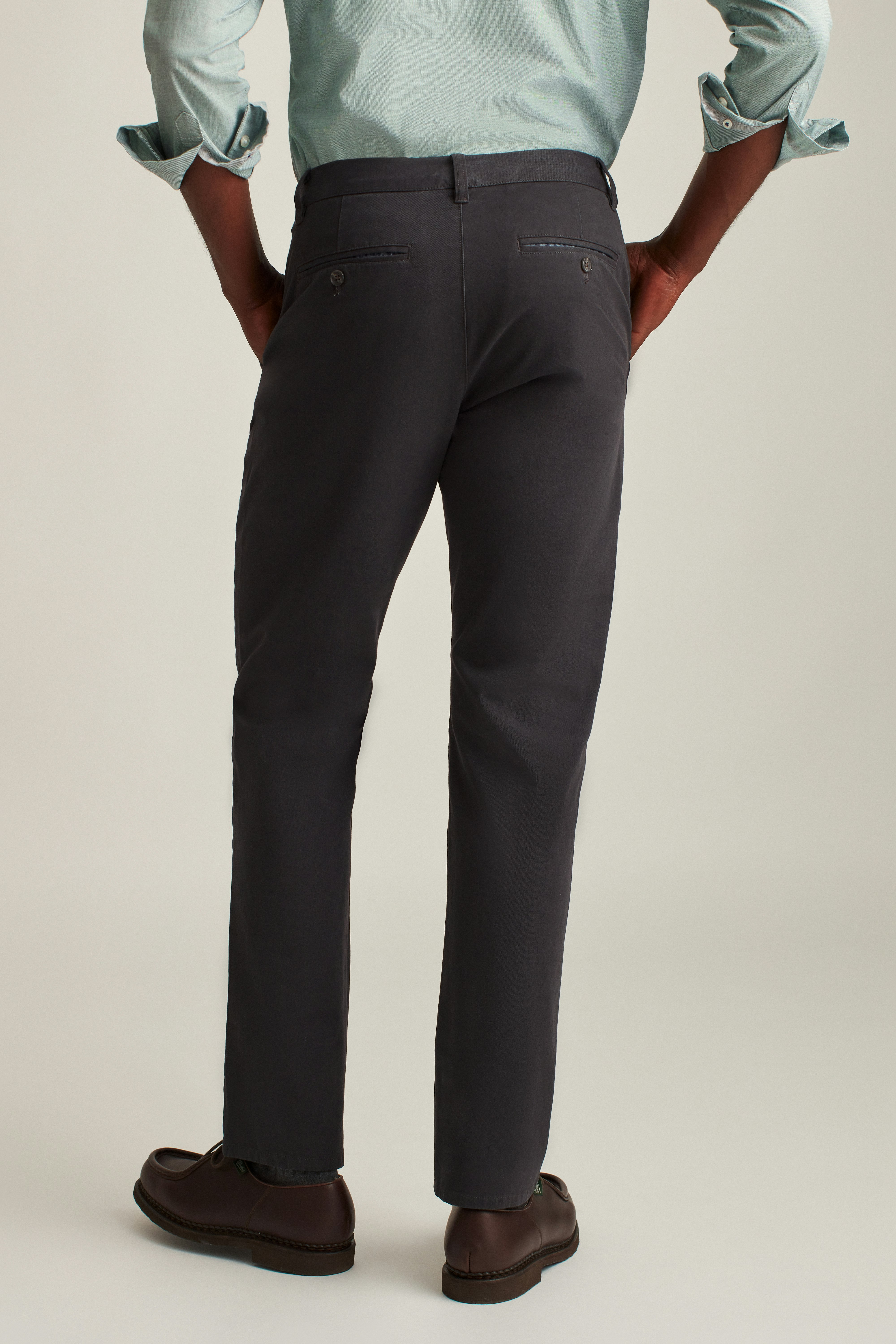 The Chino 2.0 faded black 4 The Chino 2.0 faded black