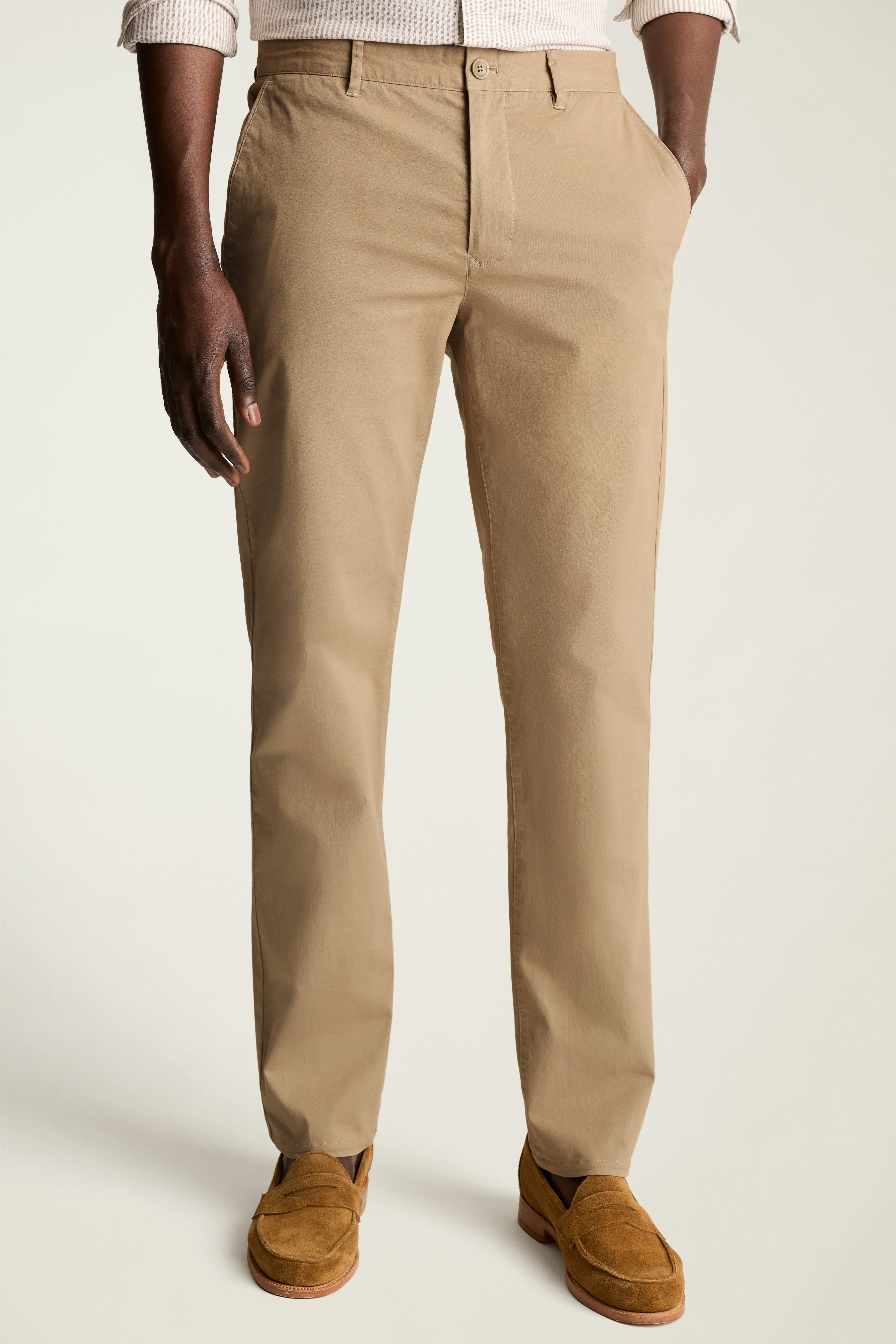 Lightweight Chino wooden brown