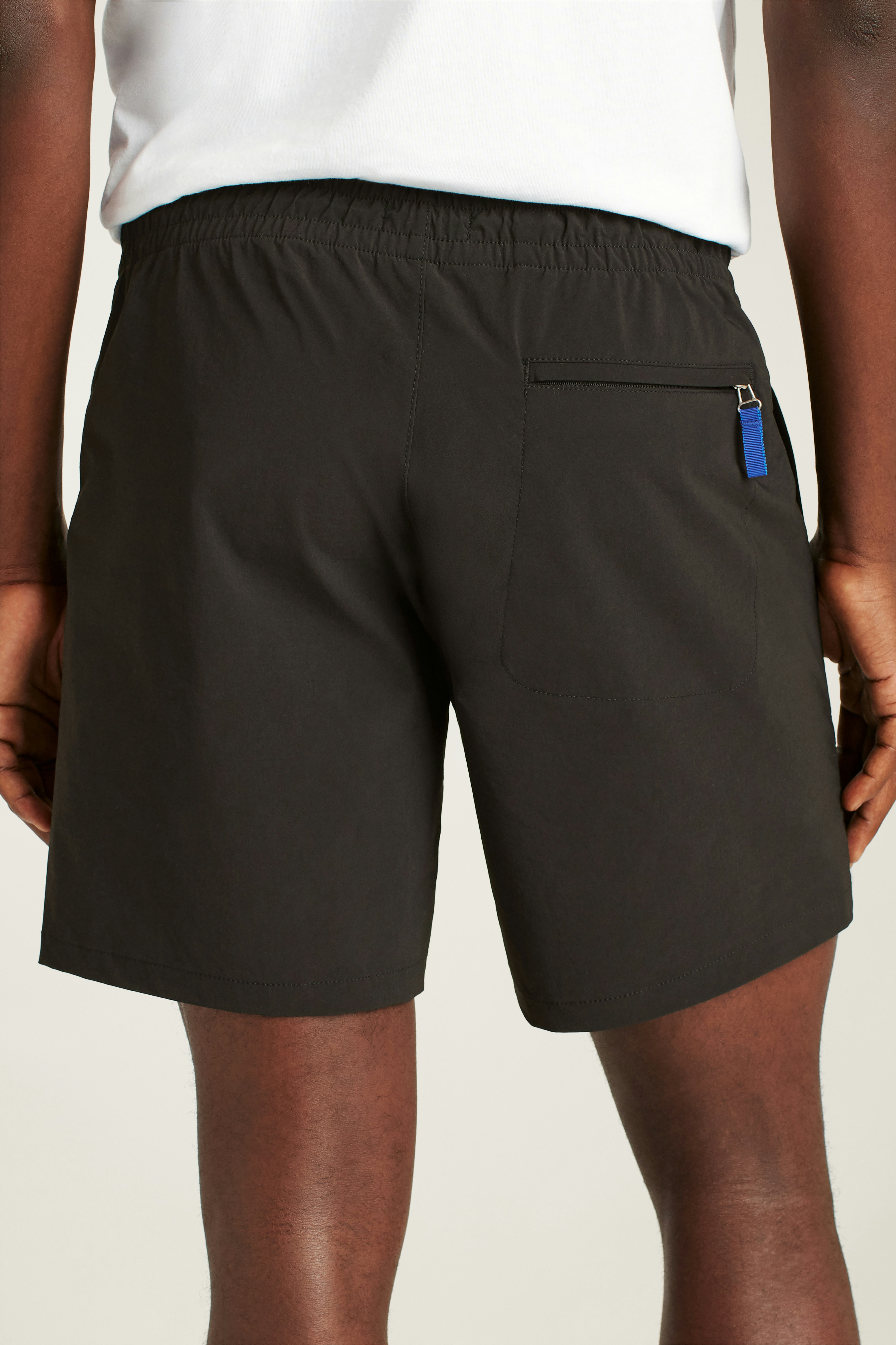 The Rec Short black