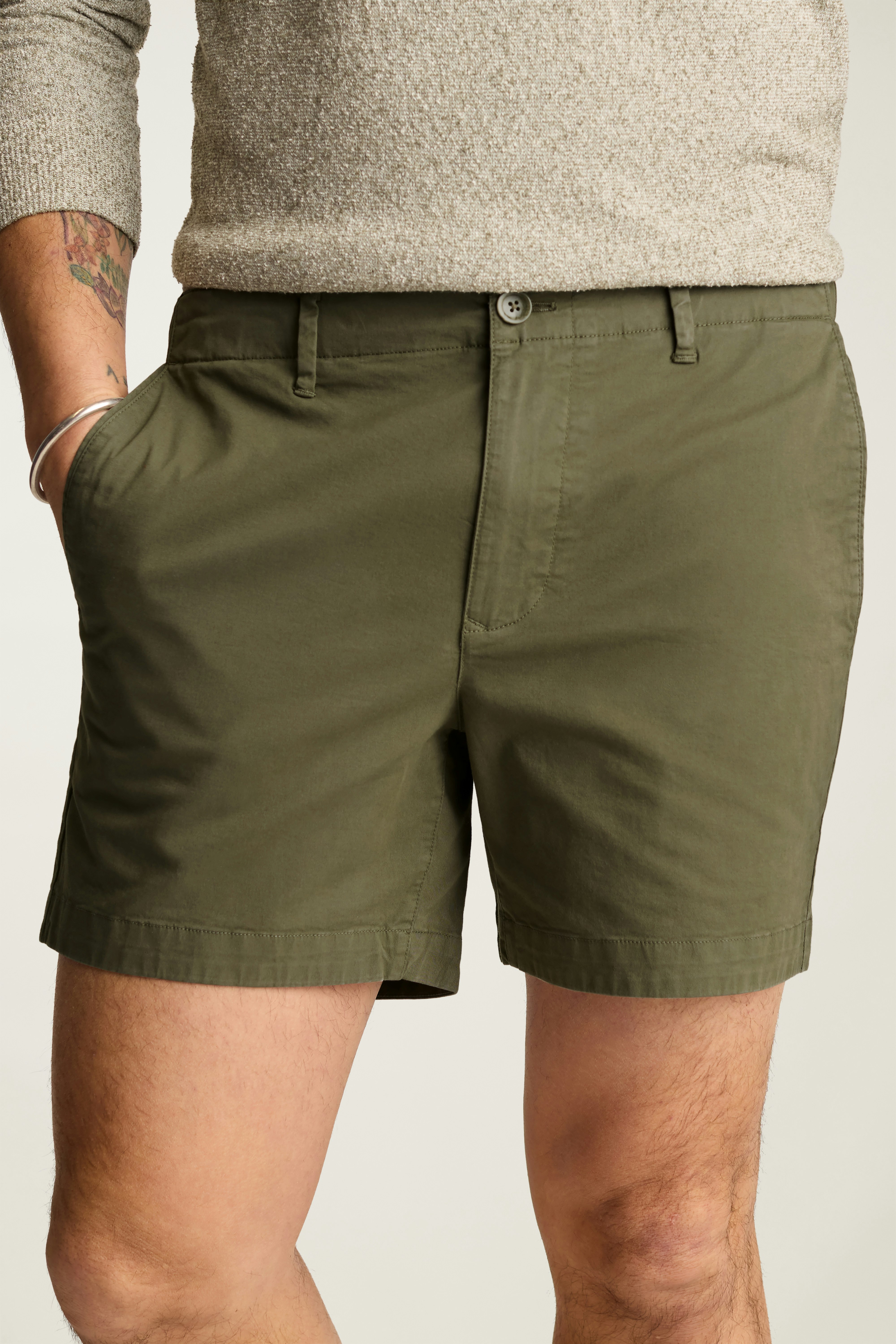 Lightweight Chino Short kalamata olive
