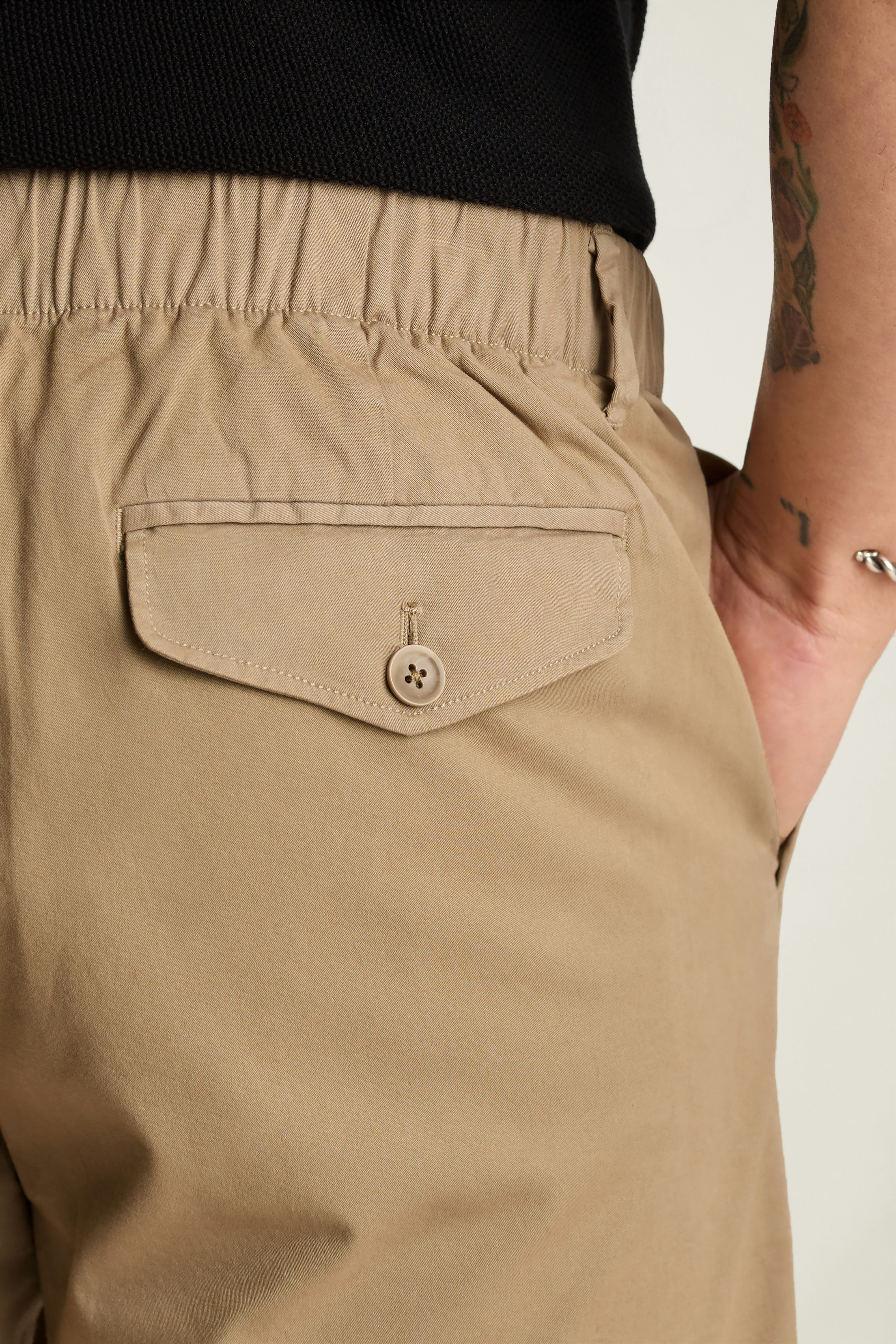 Lightweight Chino Short wooden brown
