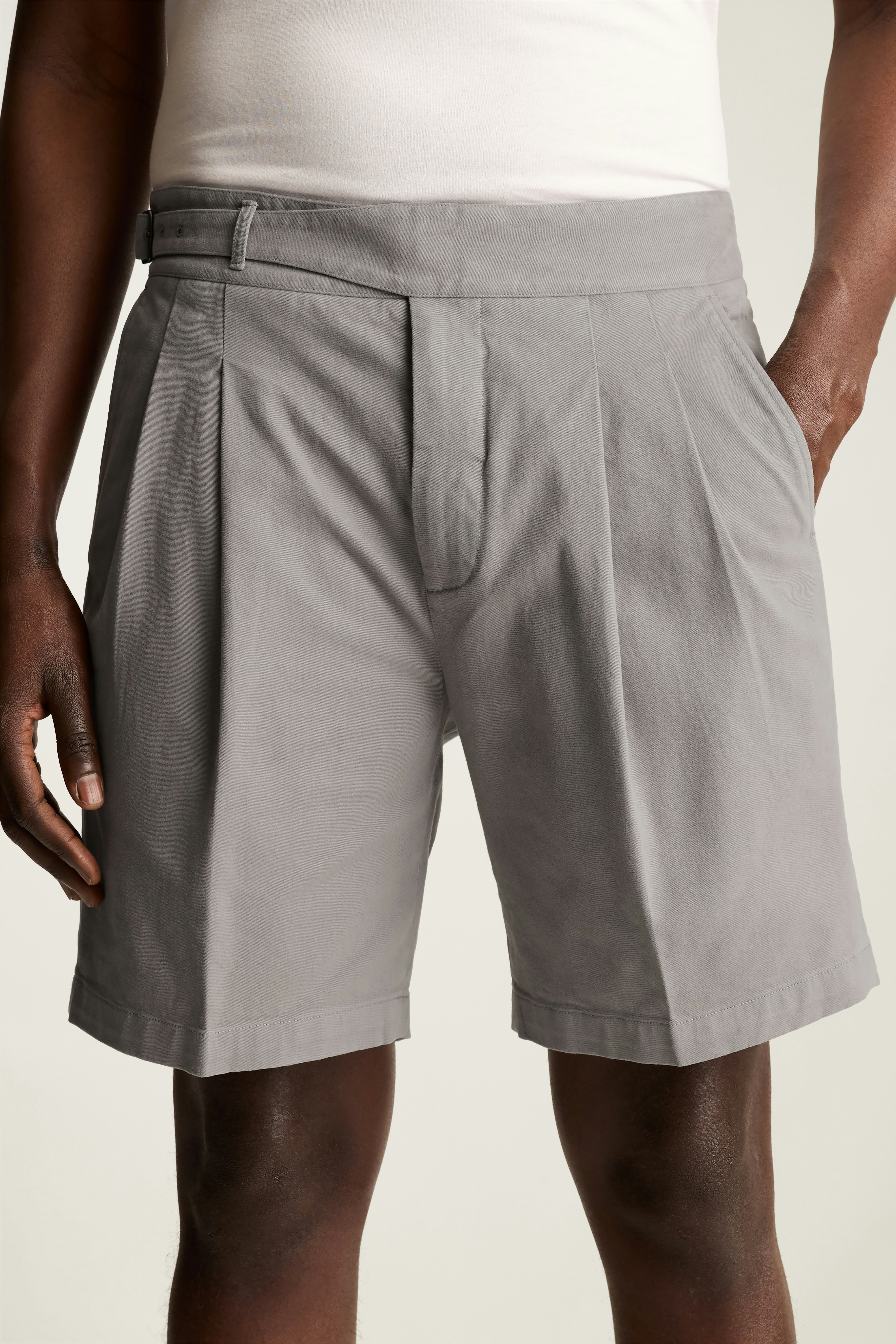 Italian Gurkha Short monument grey 3 Italian Gurkha Short monument grey