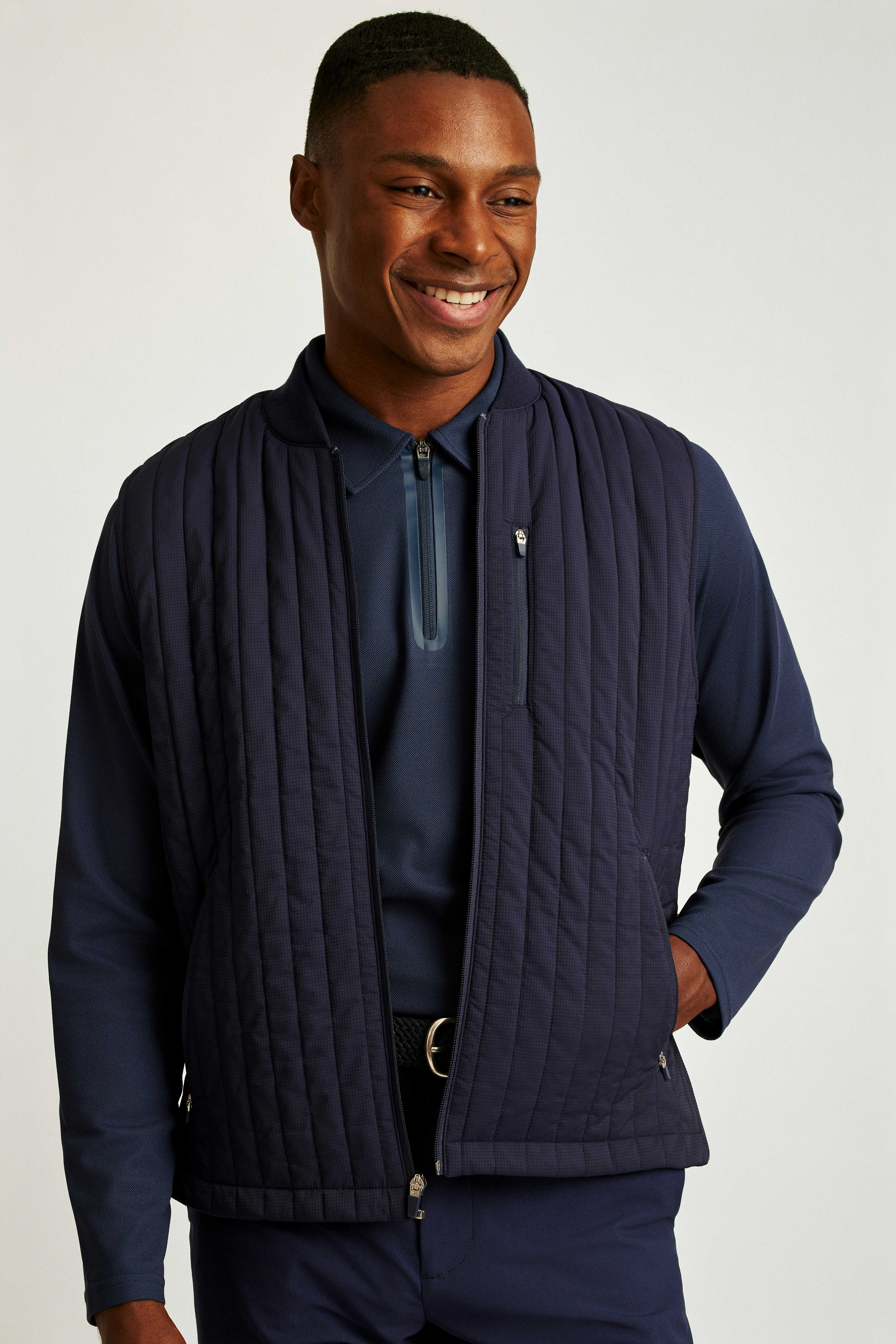 The Elements Vest navy
