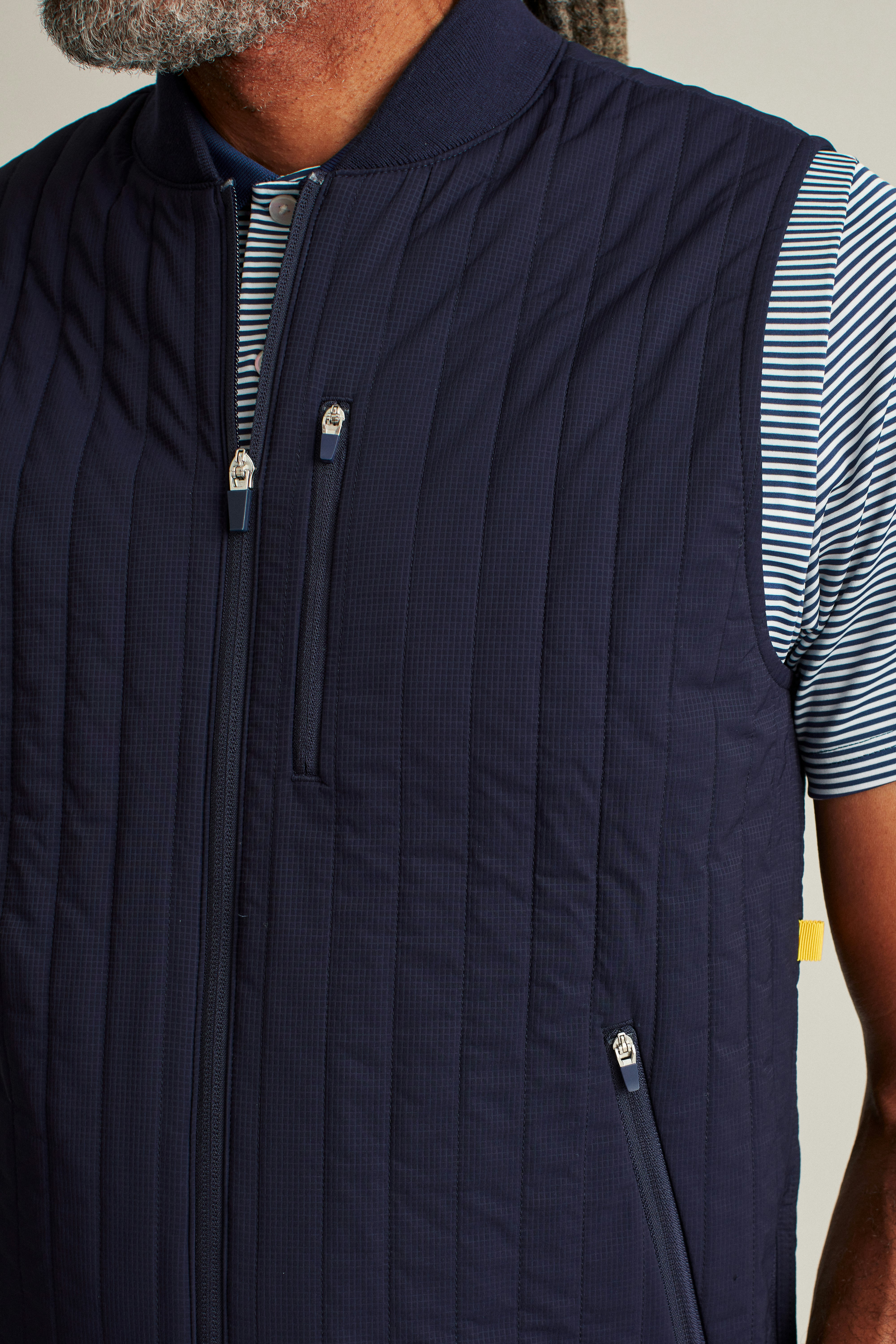 The Elements Vest navy