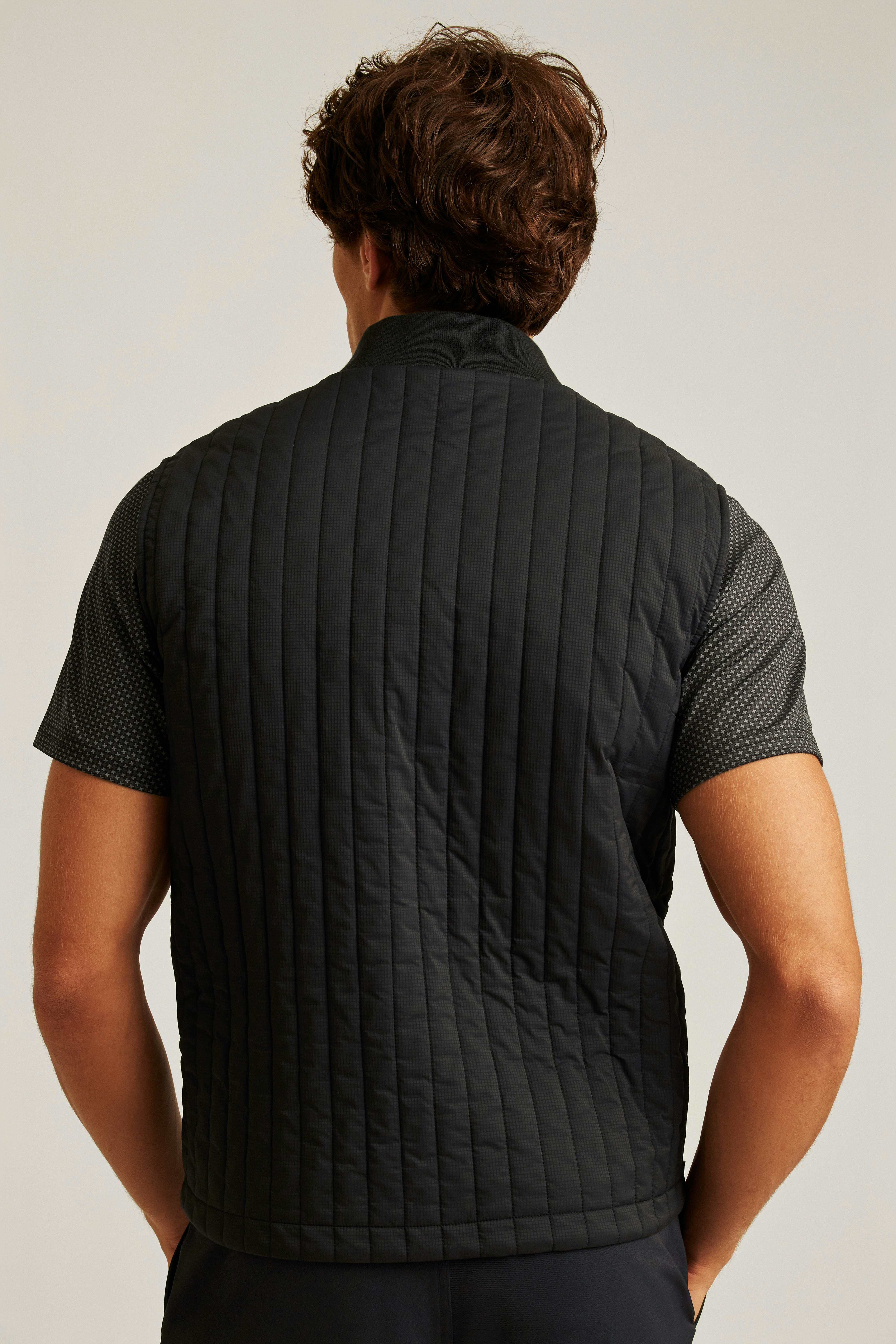 The Elements Vest jet black