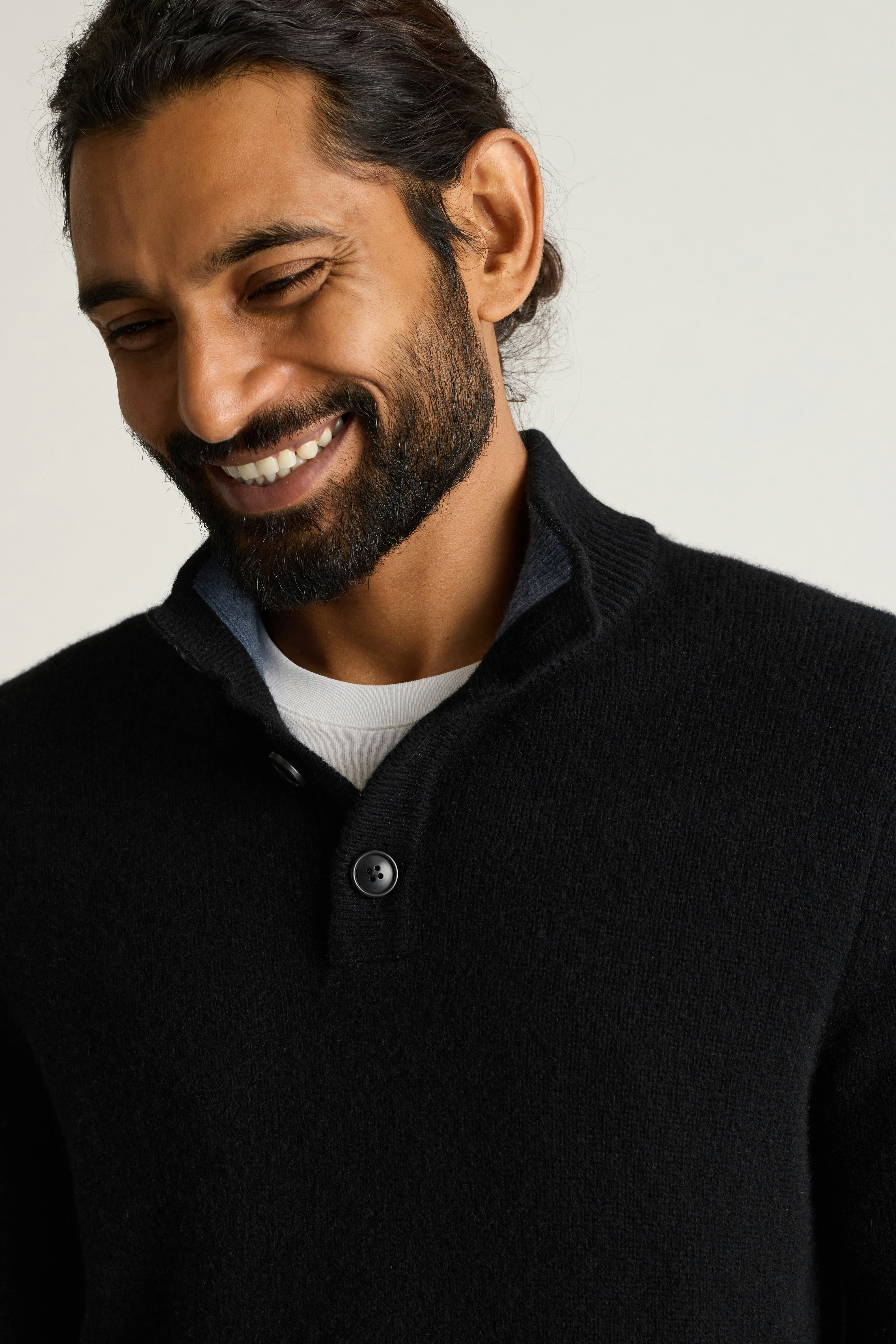 Italian Cashmere Mock Neck Sweater black