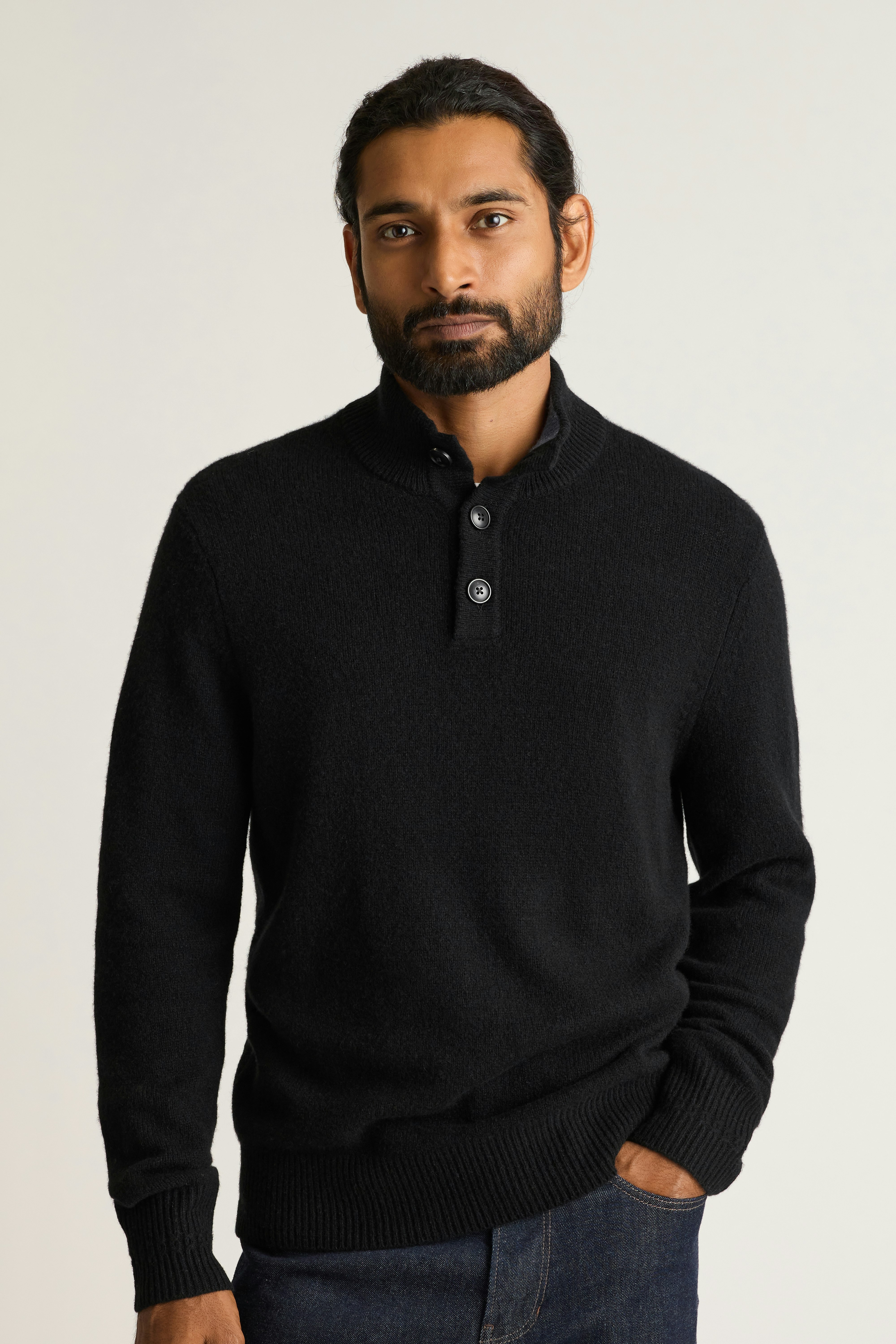 Italian Cashmere Mock Neck Sweater black