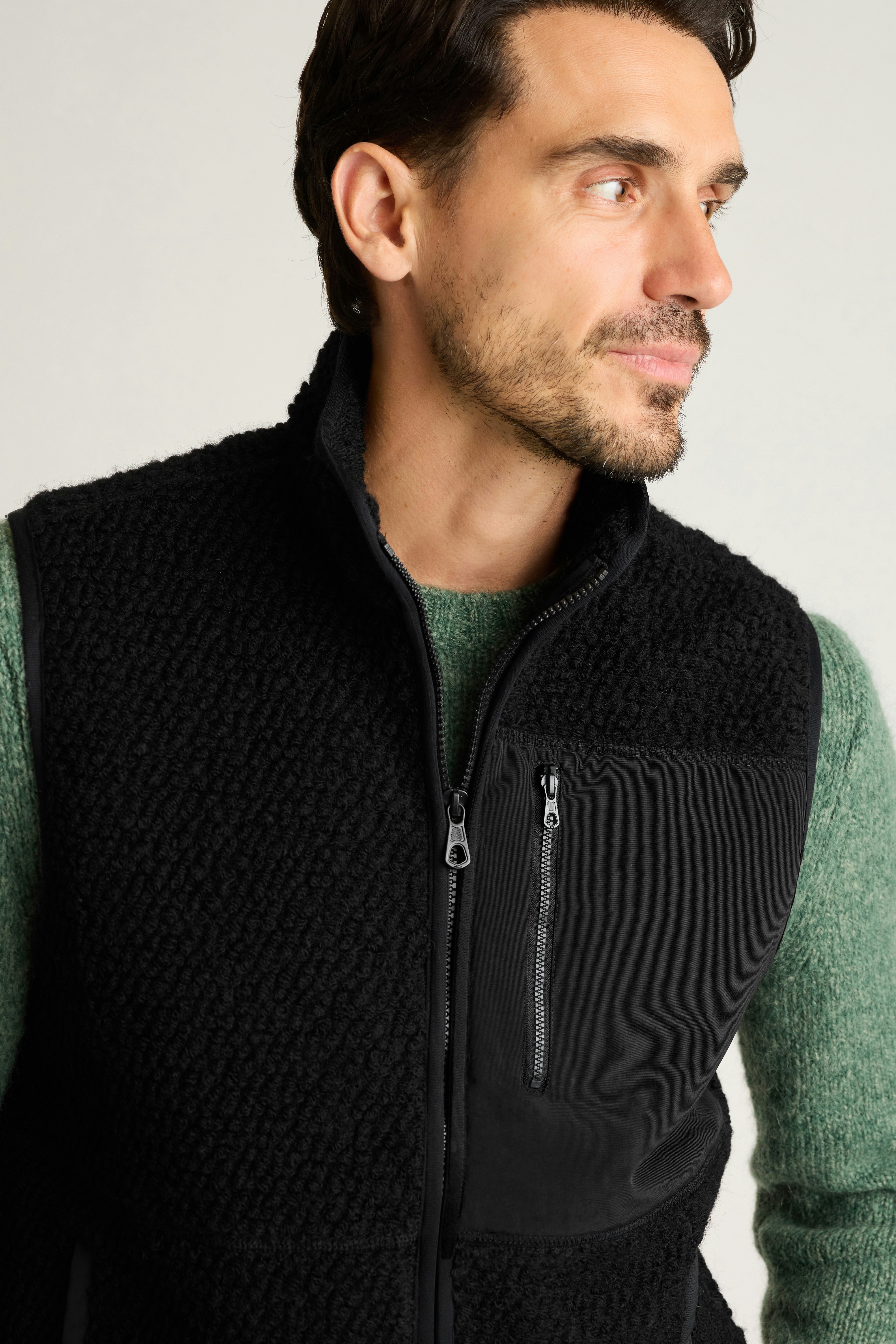 Mogul Fleece Vest black