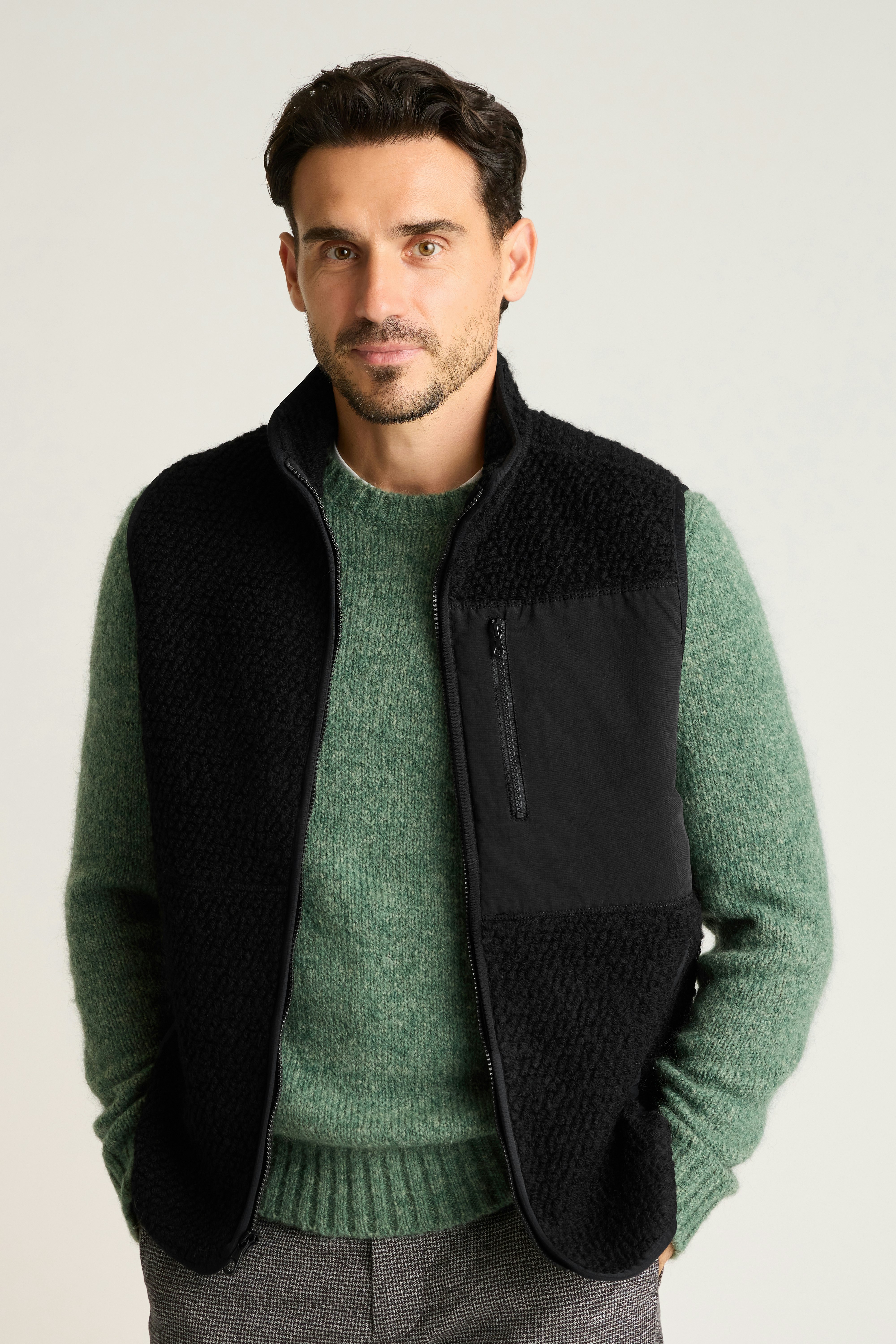 Mogul Fleece Vest black