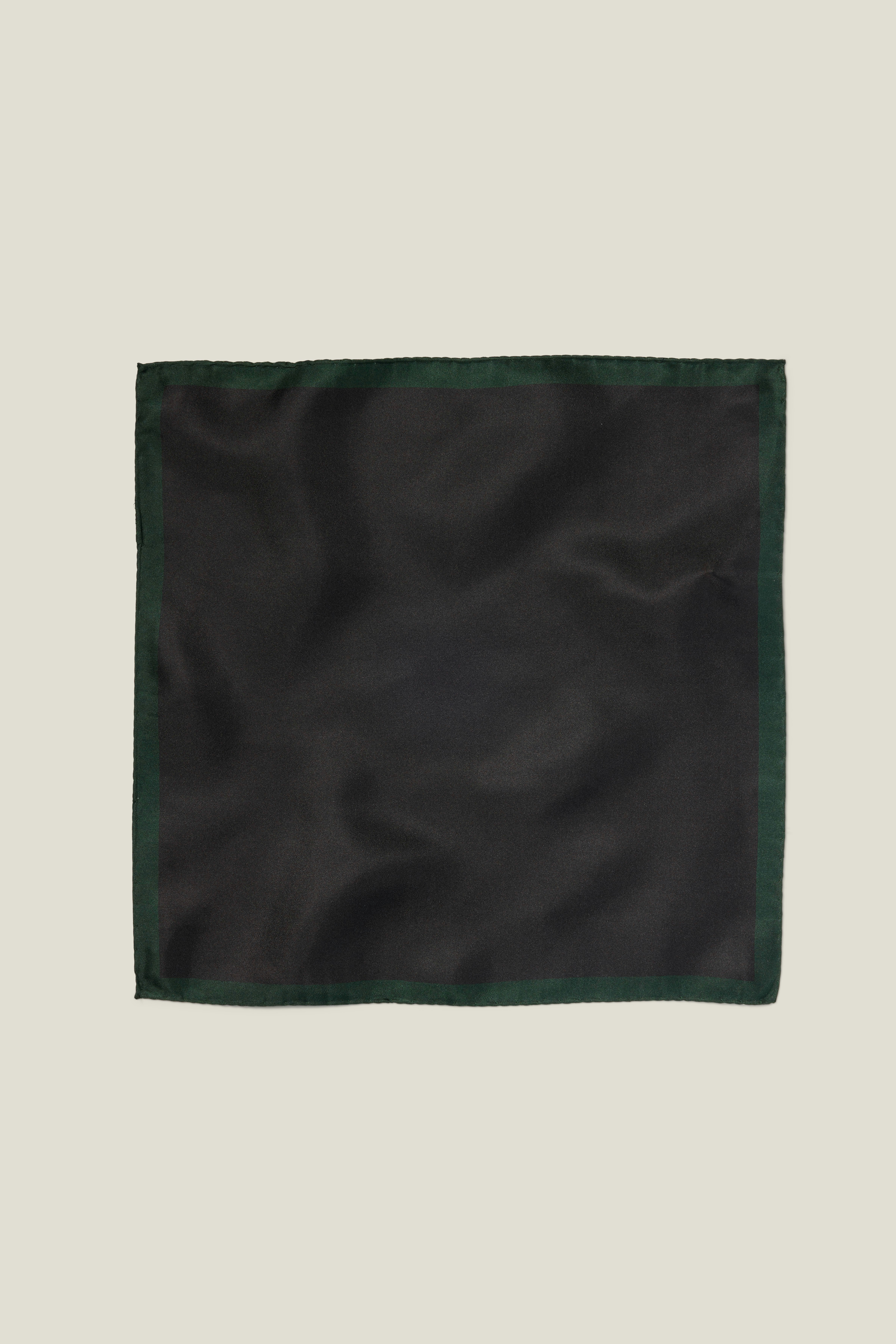 Premium Pocket Square black with green tipping