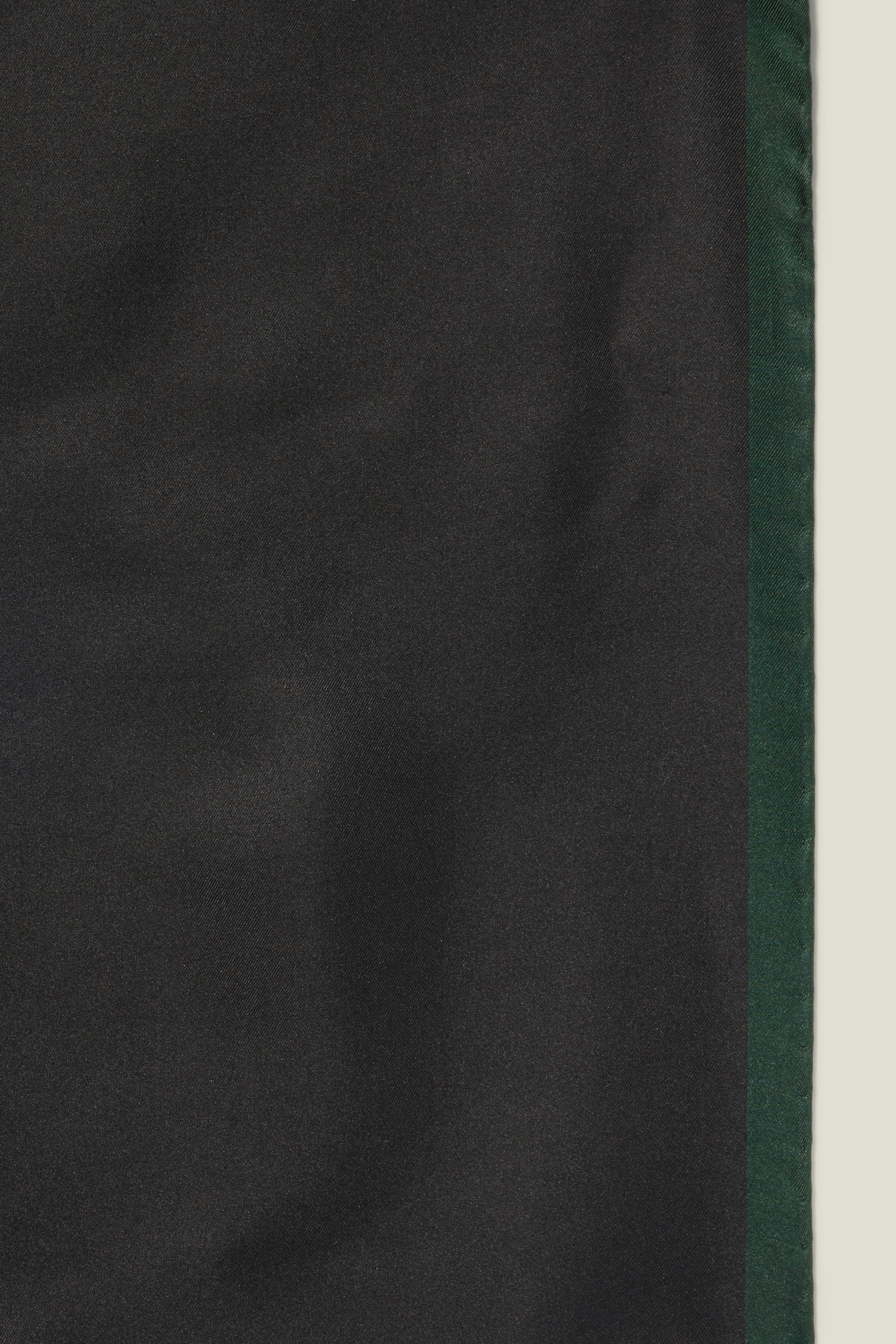 Premium Pocket Square black with green tipping