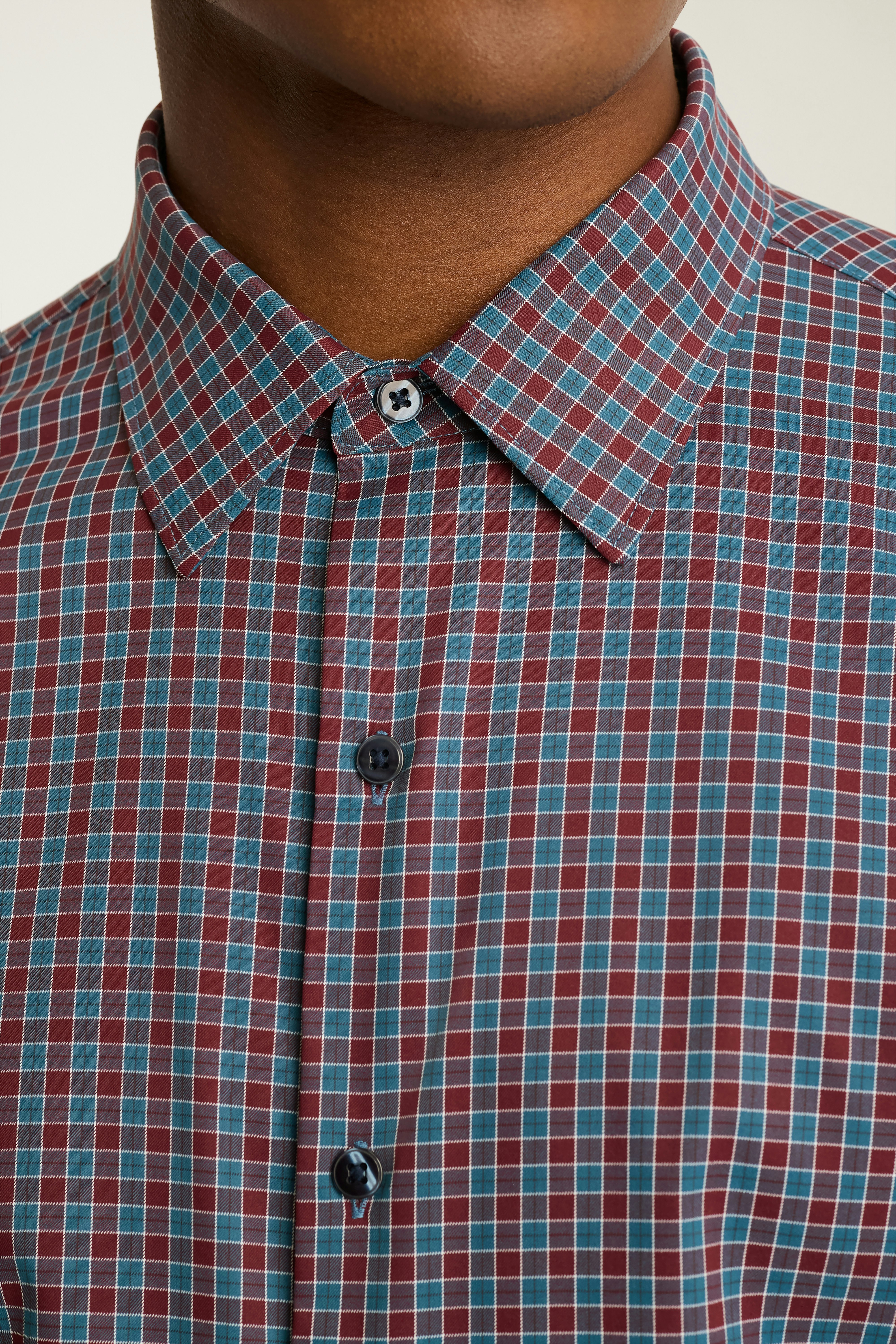 Tech Button Down Shirt red blue ingram plaid