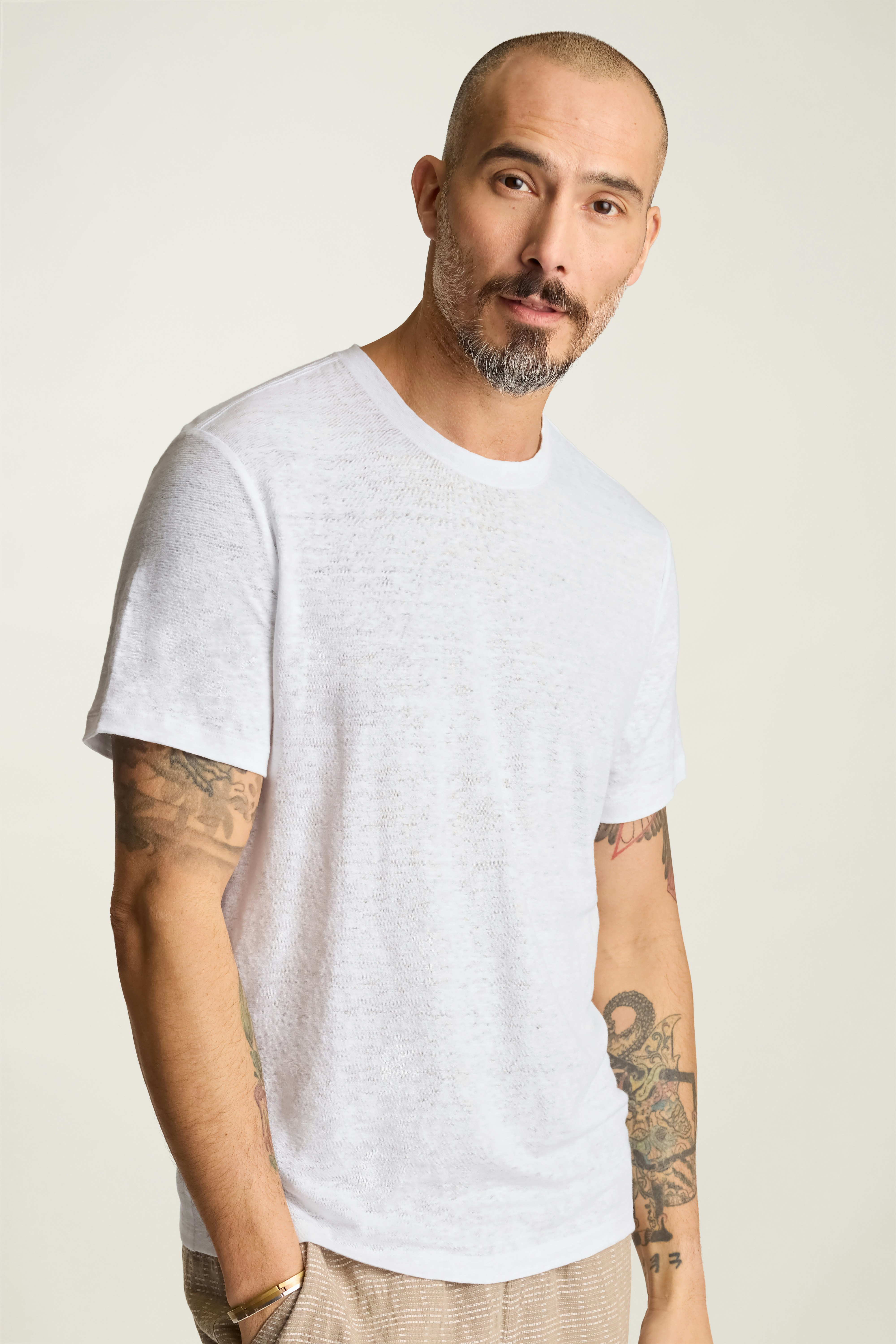 Linen Crew Neck Tee white