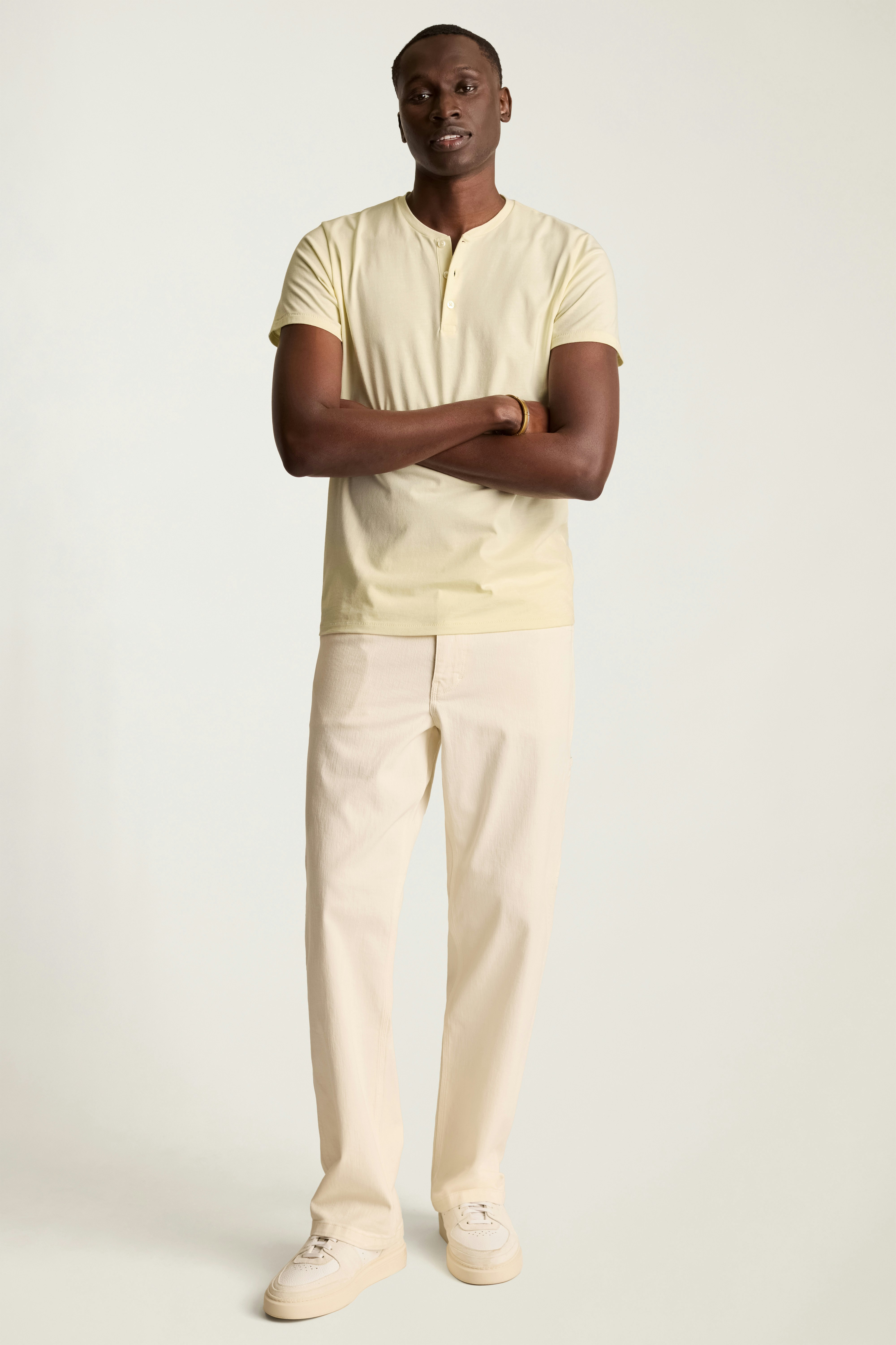 Pima Performance Short Sleeve Henley light beige
