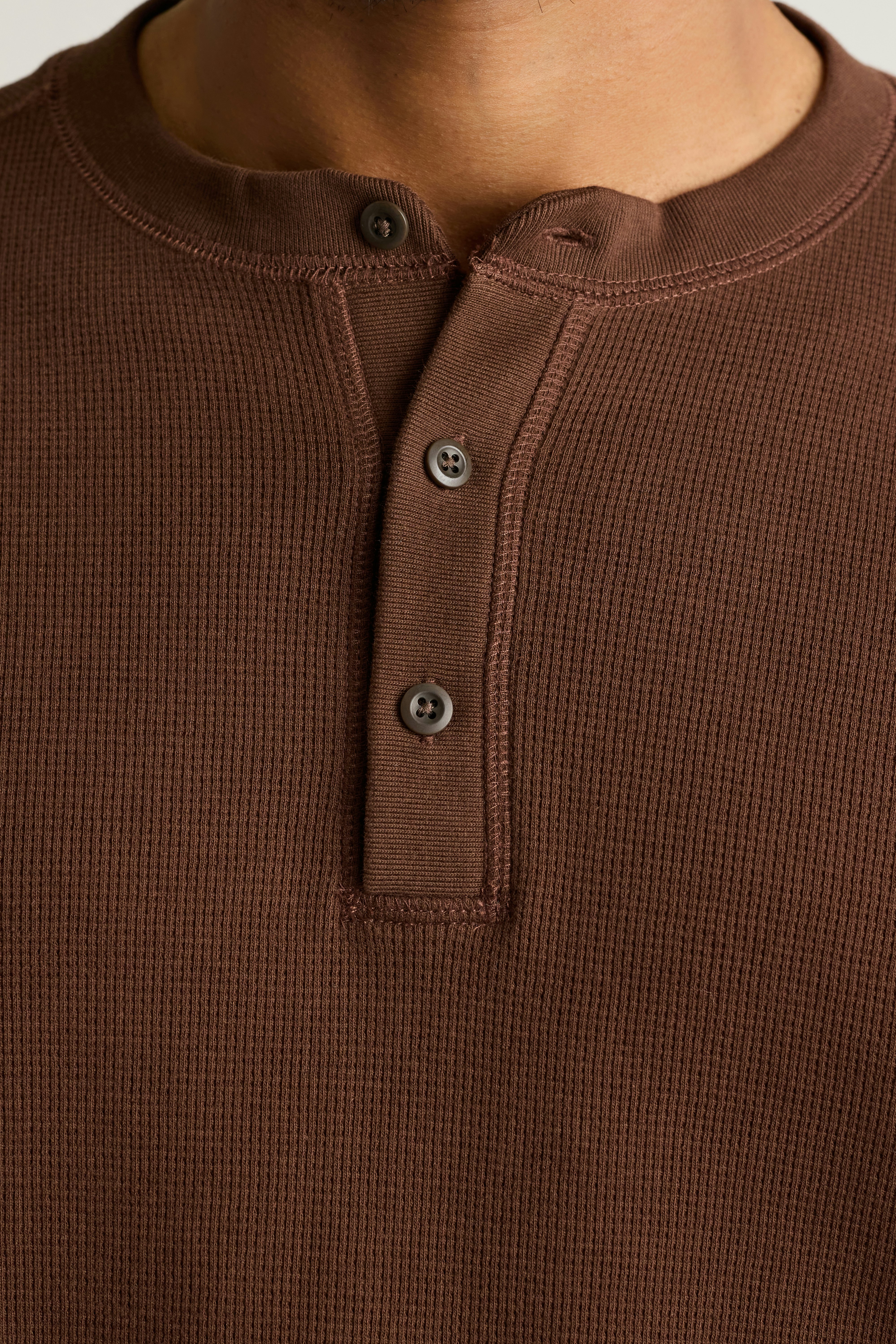 Waffle Henley chocolate brown