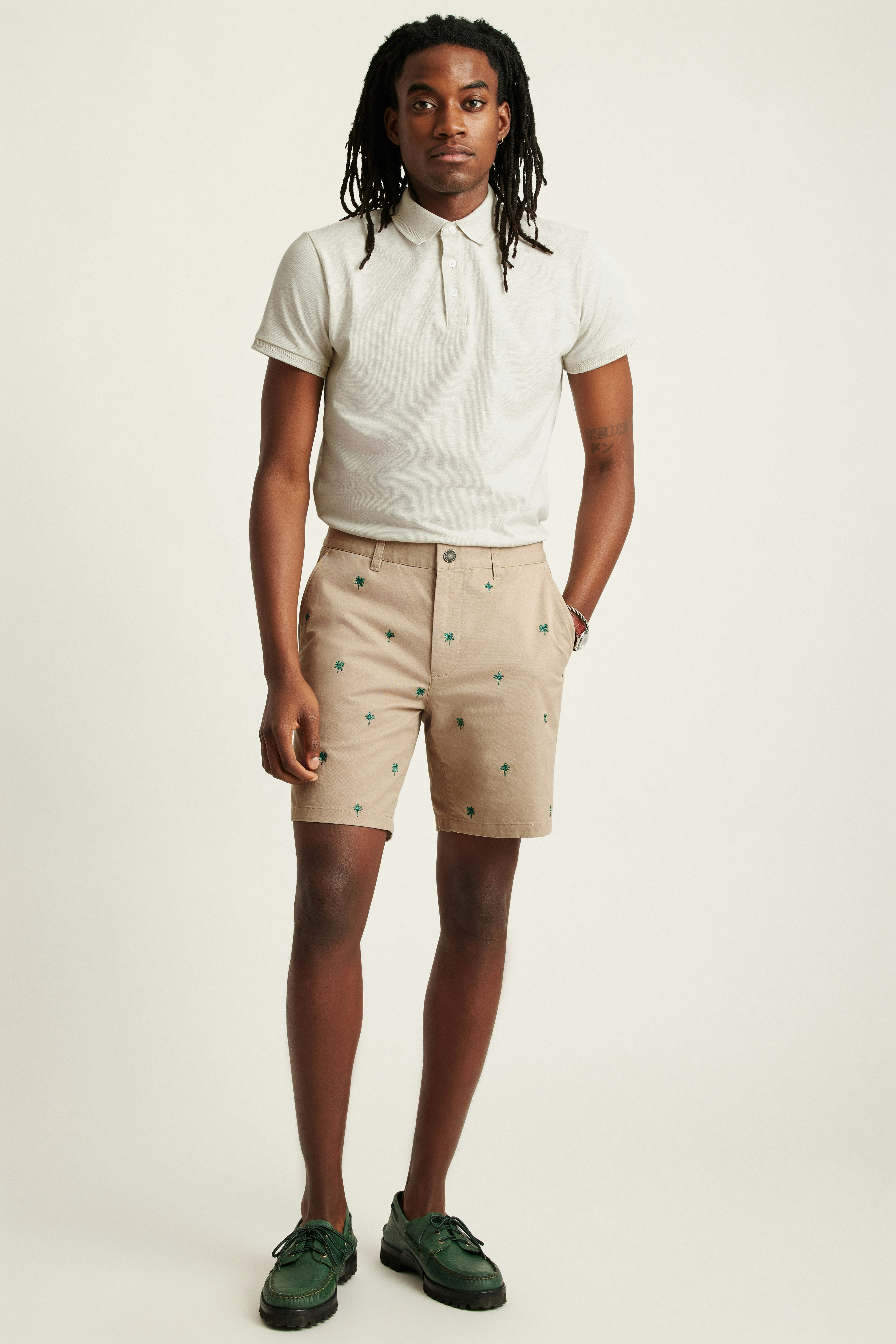 The Embroidered Chino Short khaki palm palooza